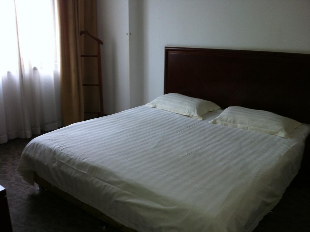 Greentree Inn Shanghai Chongming Bao Town Express Hotel Стая снимка